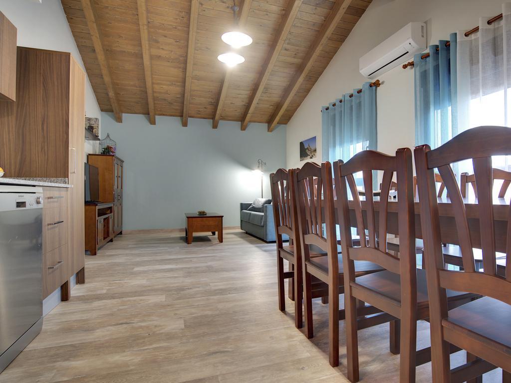 Apartamentos La Jasa 阿尔格达斯 外观 照片