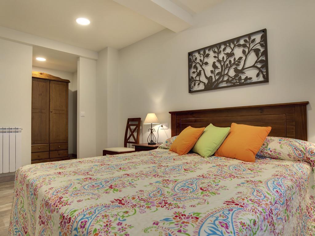 Apartamentos La Jasa 阿尔格达斯 外观 照片